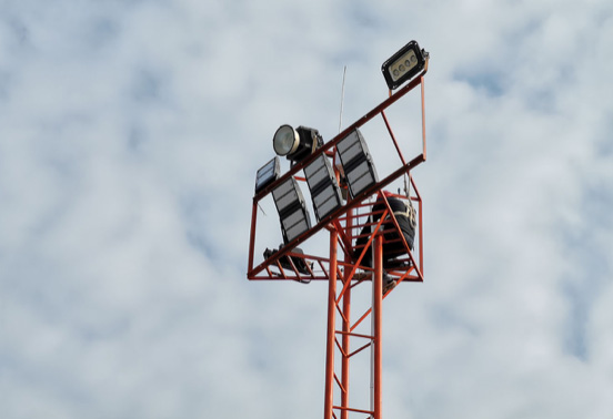 LED High Mast Light Standards LED augsti masta gaismas standarti