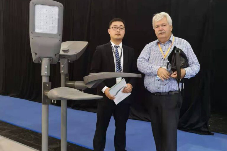 Hong Kong International Lighting Exhibition Honkongas starptautiskā apgaismojuma izstāde