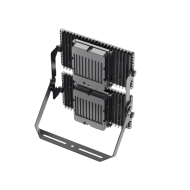 Tenisa korta apgaismojums